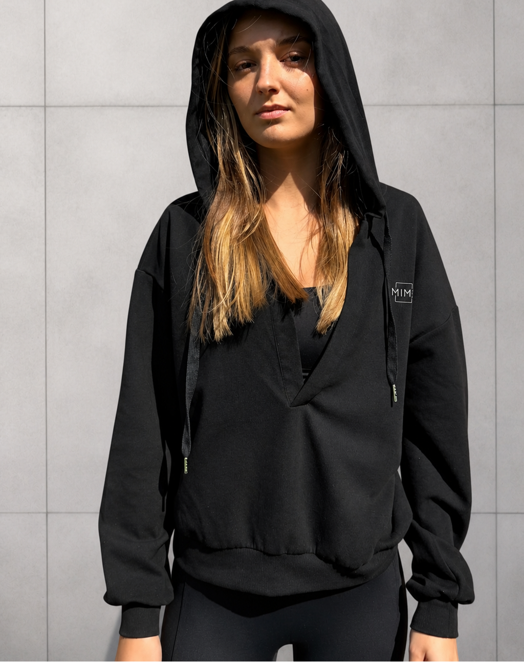 Relaxed Collection - V-neck Hoody