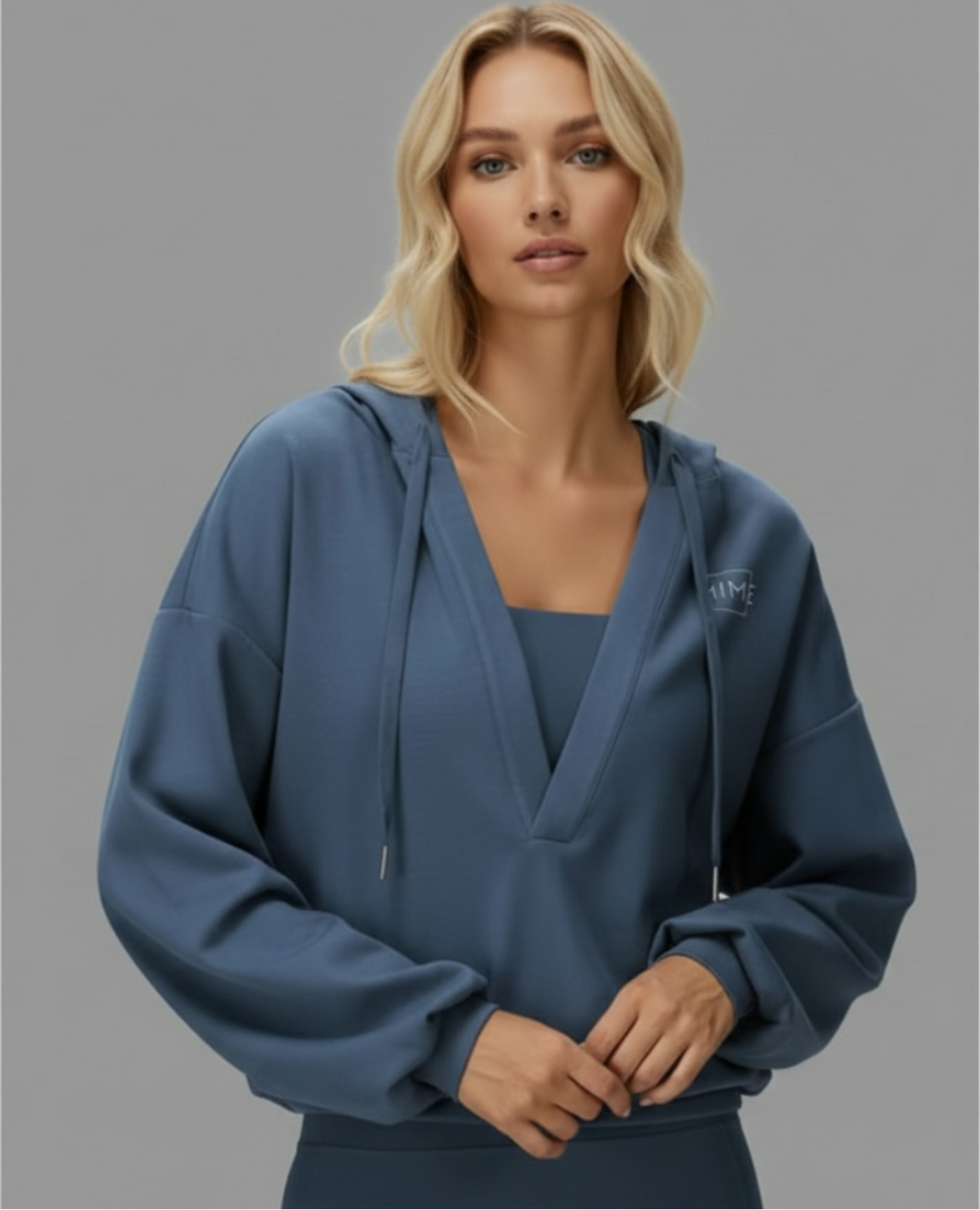 Relaxed Collection - V-neck Hoody